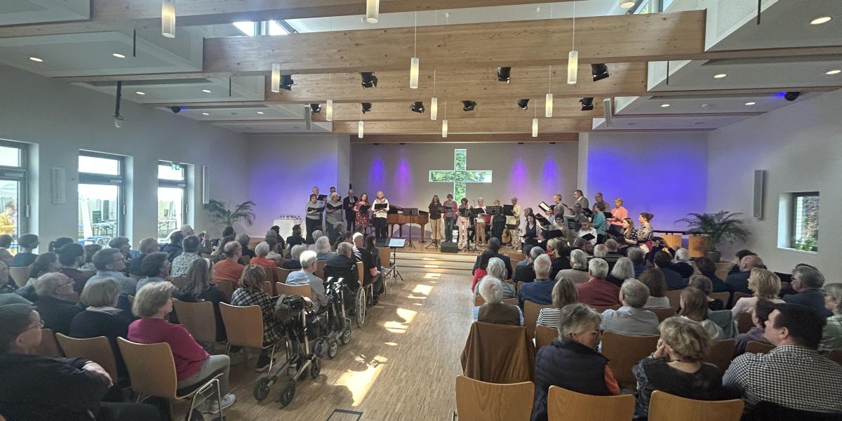 In der Gelben Villa wurde der Festgottesdienst gefeiert