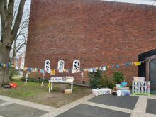 Ostern vor den Kirchen